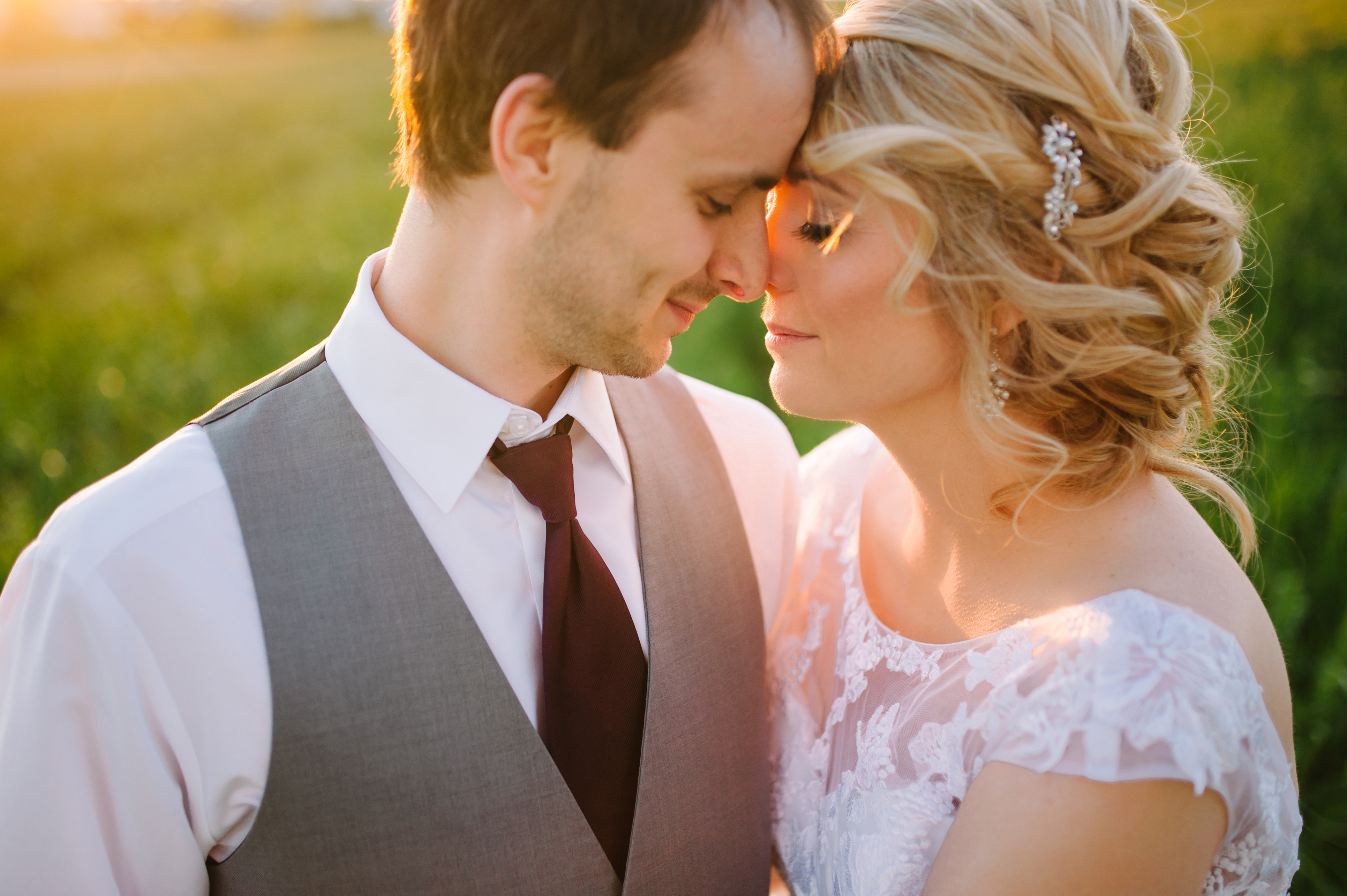 Katie + Jesse Clark | Iowa City Wedding Photographer