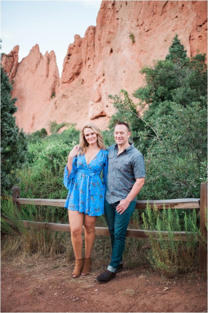 iowa-city-cedar-rapids-wedding-photographer-stephanie-marie-photography-garden-of-the-gods-engagement_0027