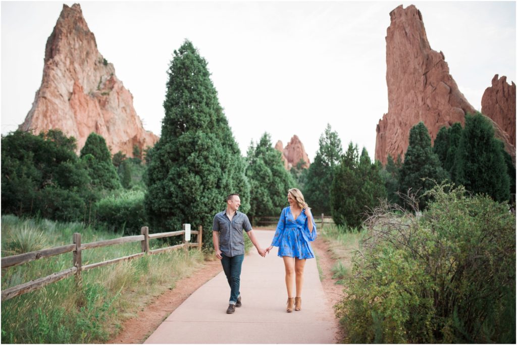 iowa-city-cedar-rapids-wedding-photographer-stephanie-marie-photography-garden-of-the-gods-engagement_0029