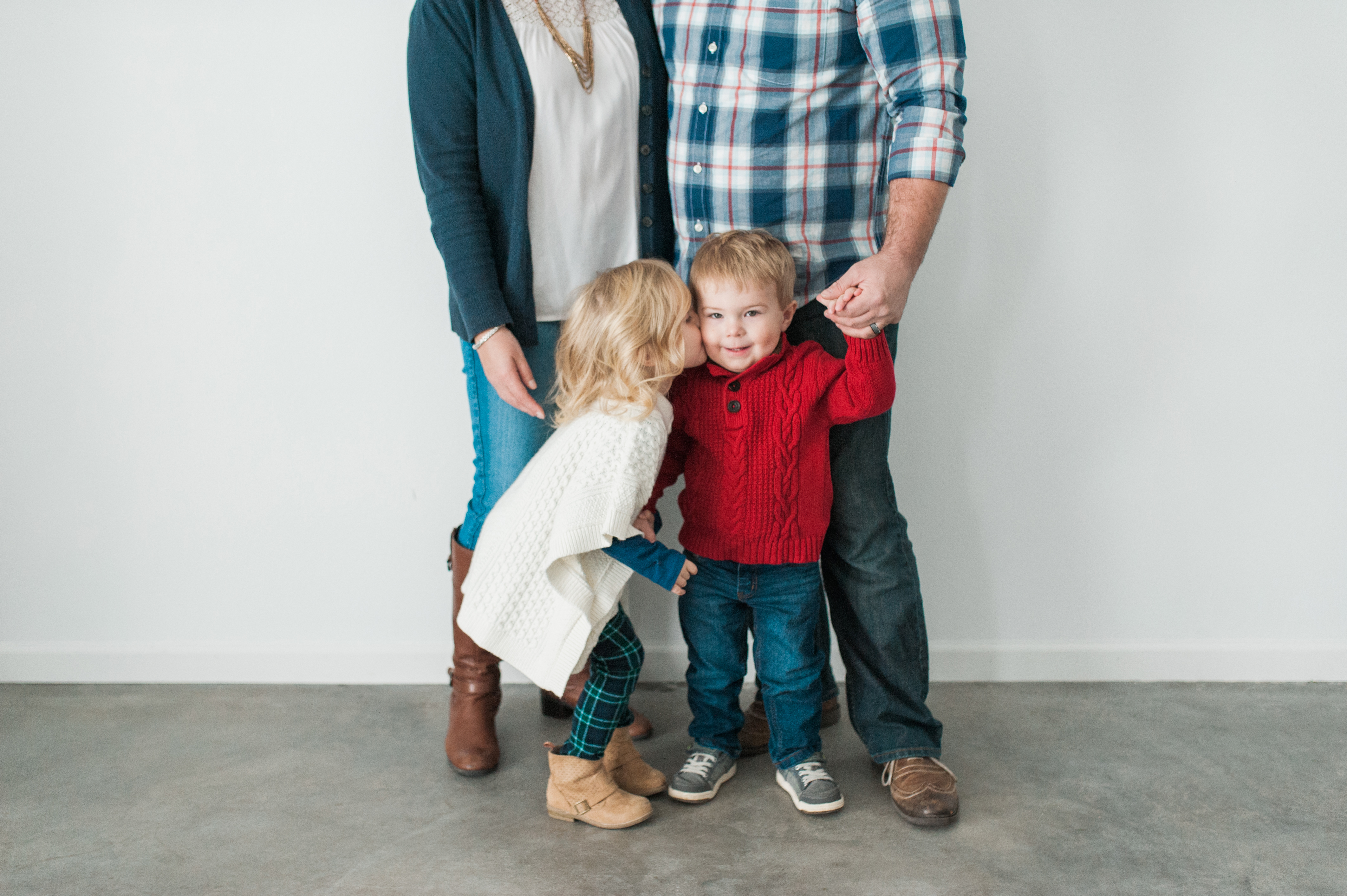 Holiday Mini Sessions | Iowa City Family Photographer