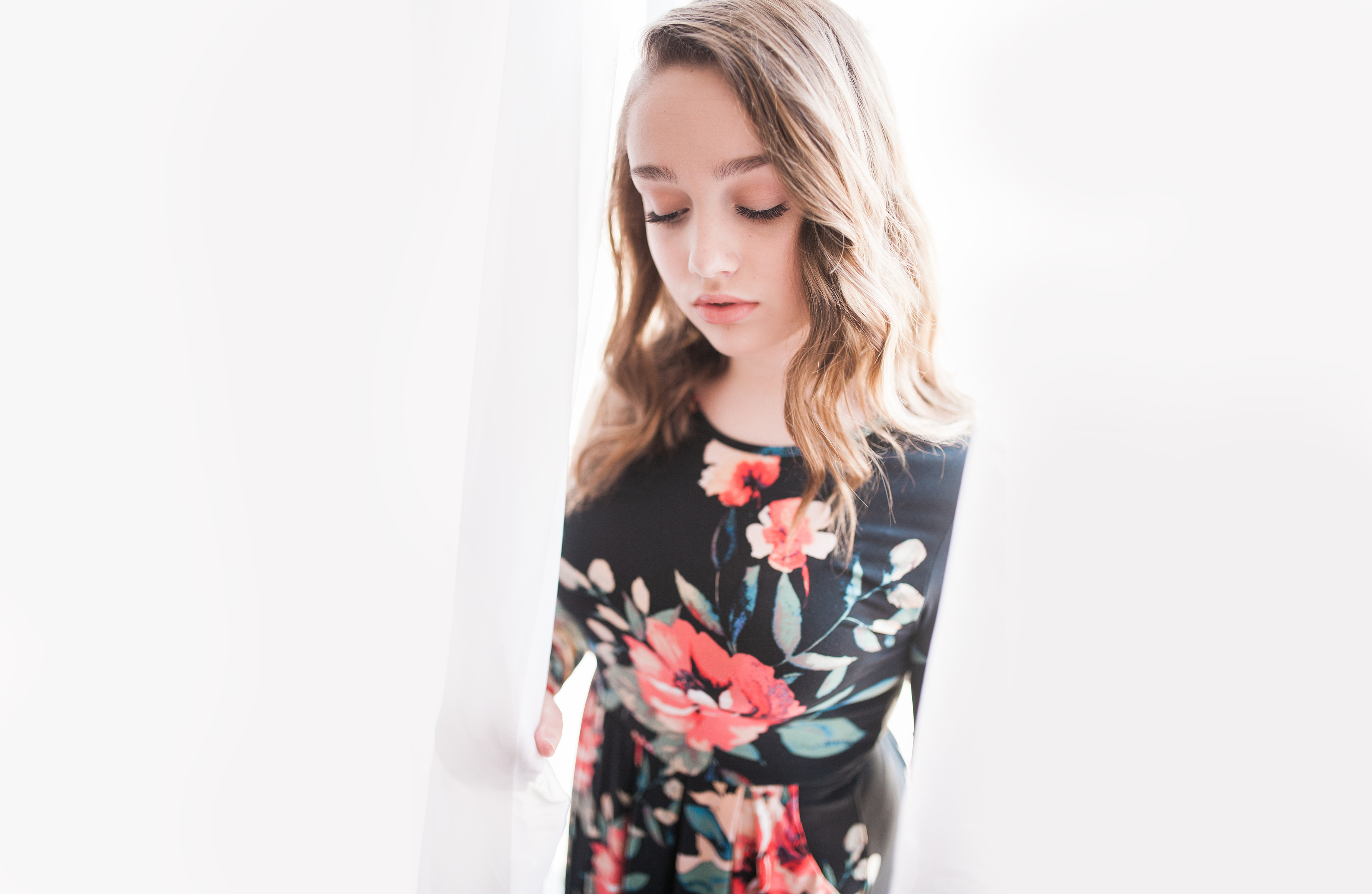 Haley D. || Iowa City Studio Session | High School Senior Photographer