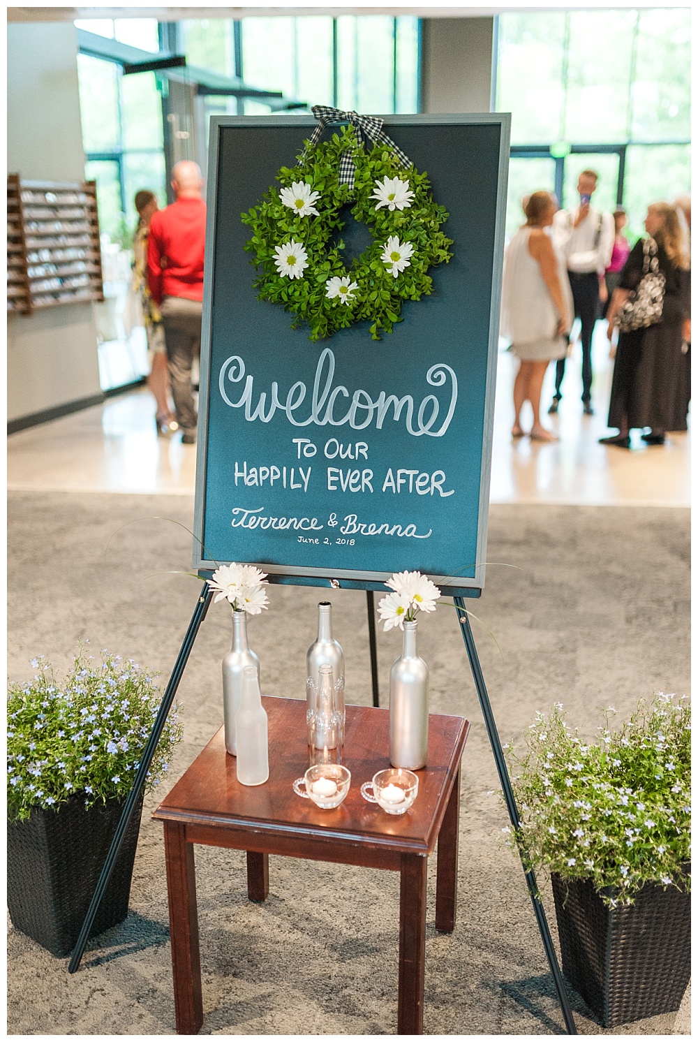 Stephanie Marie Photography Unitarian Universalist Church Coralville Iowa City Wedding Photographer Terrance Brenna 32