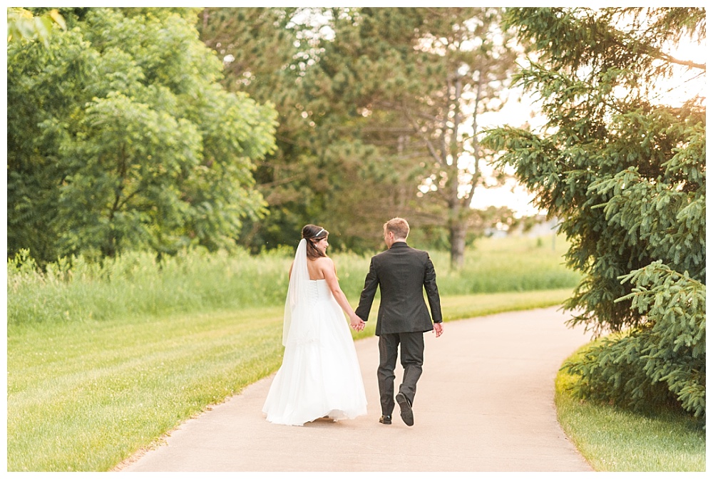 Stephanie Marie Photography Unitarian Universalist Church Coralville Iowa City Wedding Photographer Terrance Brenna 55