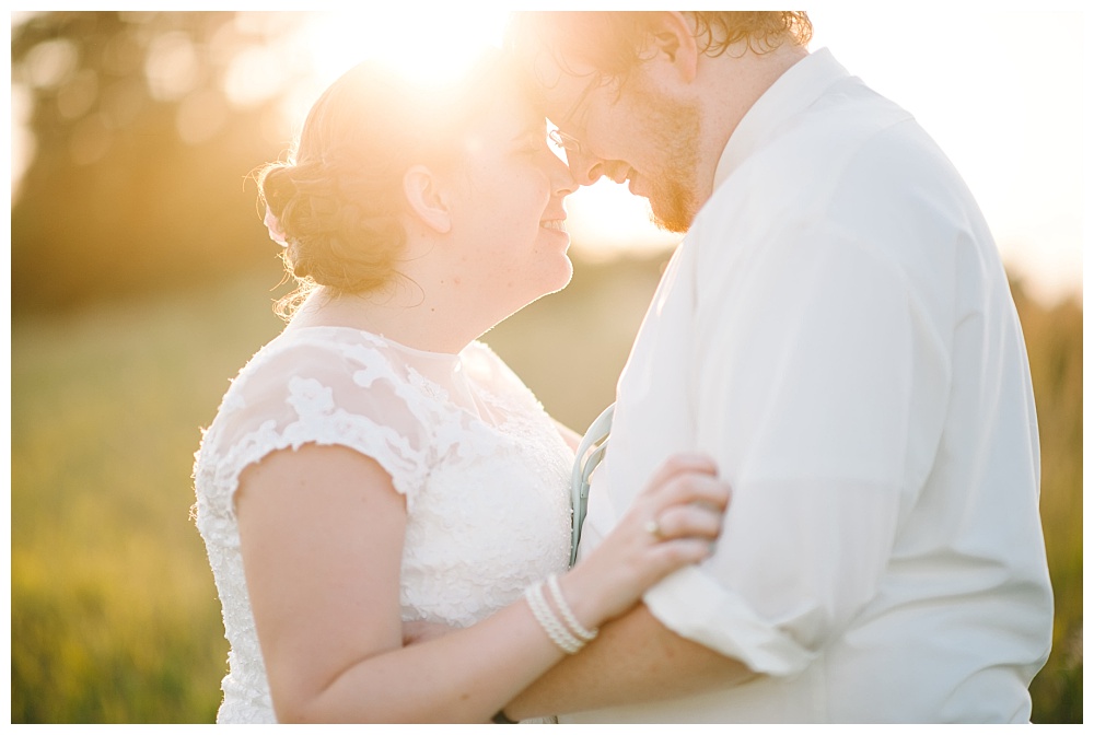 Stephanie Marie Photography Palmer House Stable Events Solon Iowa City Wedding Photographer Matt Courtney 19