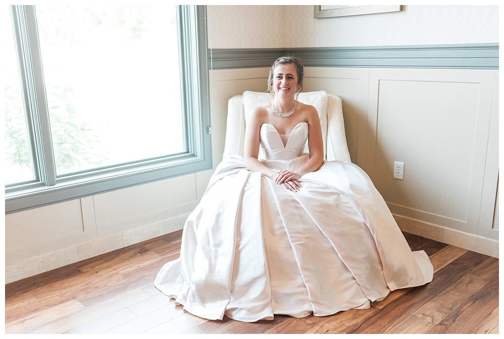 Stephanie Marie Photography Noahs Event Venue Omaha Nebraska Wedding Photographer Danielle Alex Herman_0020.jpg