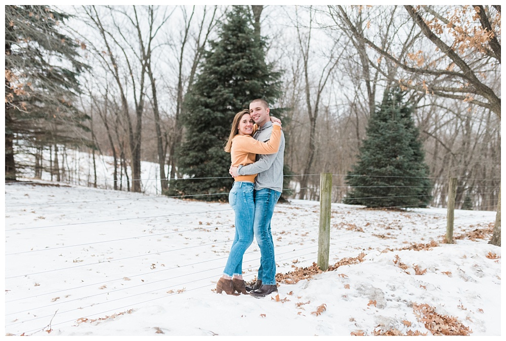 Stephanie Marie Photography Winter Engagement Session Iowa City Wedding Photographer Chelsey Justin_0016.jpg