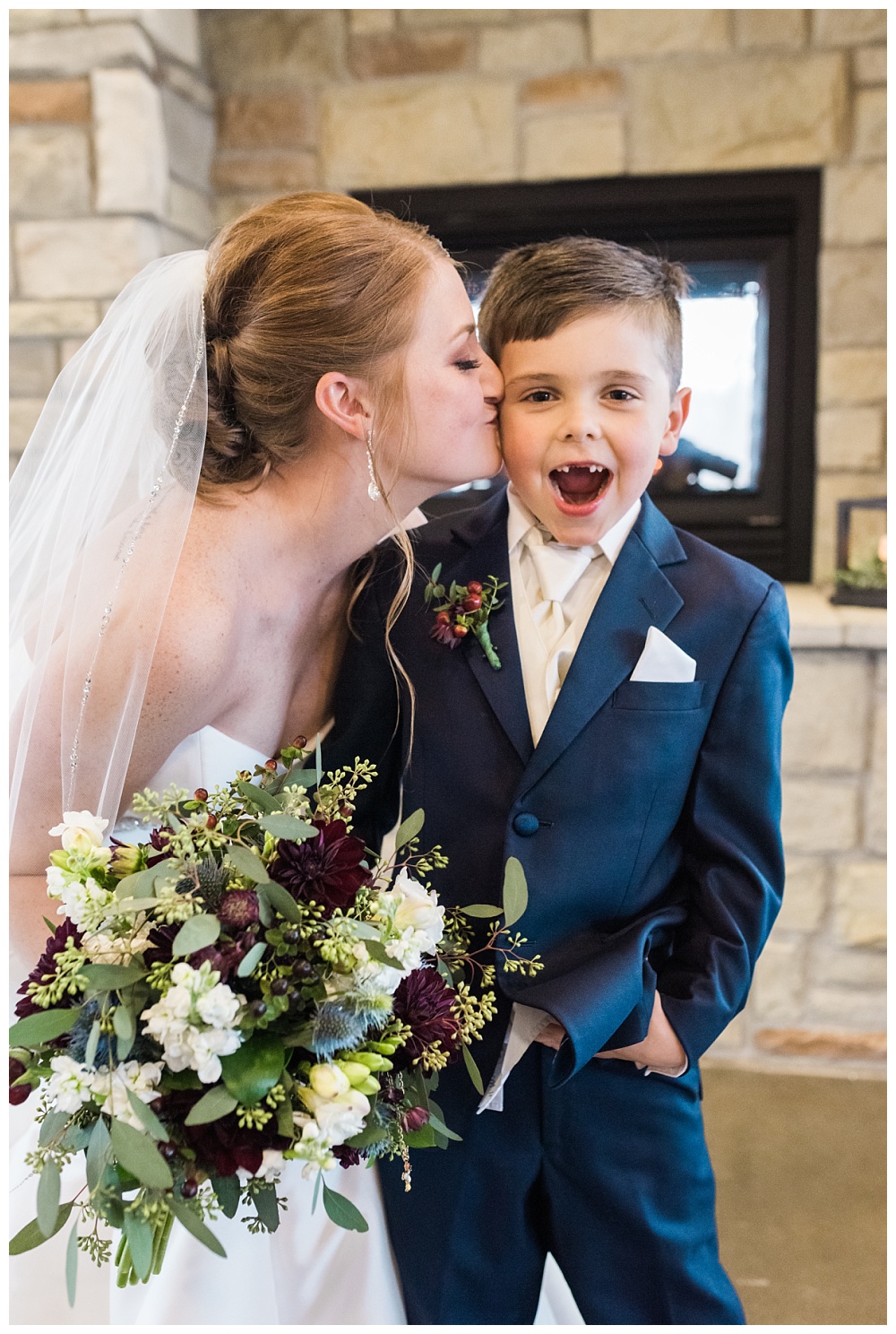 Stephanie Marie Photography Ushers Ferry Cedar Rapids Iowa City Wedding Photographer Emily Brian Guilford_0038.jpg