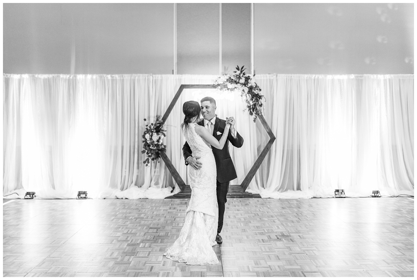 Stephanie Marie Photography Unitarian Universalist Society Church Ceremony Hotel Kirkwood Reception Cedar Rapids Iowa City Wedding Photographer Sean Madison Moore_0109.jpg