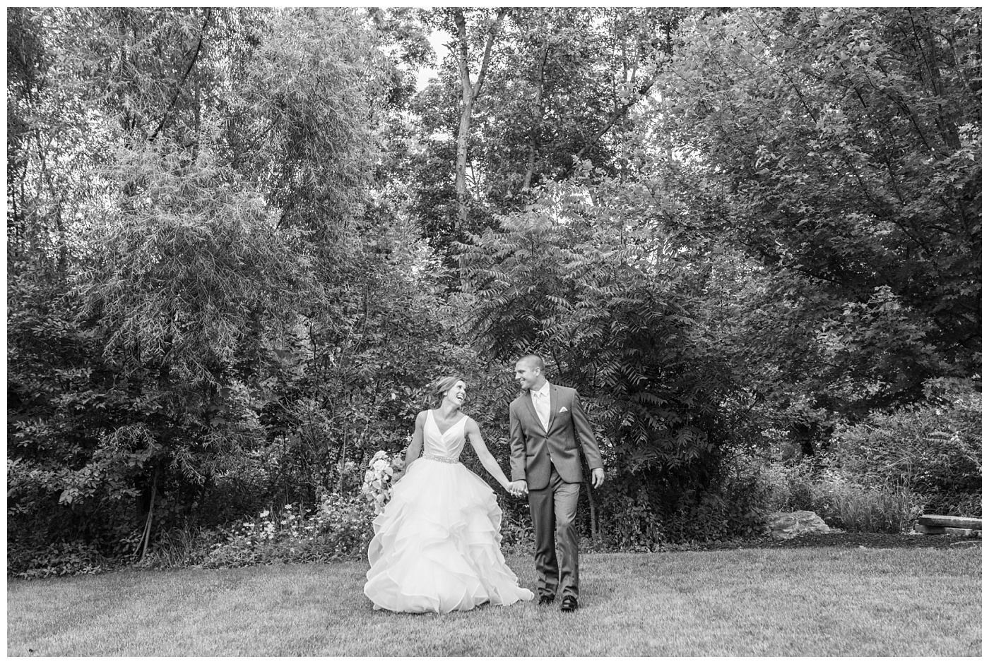 Stephanie Marie Photography Newman Catholic Center Ceremony Bella Sala Reception Tiffin Iowa City Wedding Photographer Chelsey Justin Meyers_0052.jpg