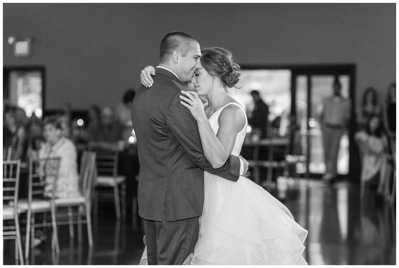 Stephanie Marie Photography Newman Catholic Center Ceremony Bella Sala Reception Tiffin Iowa City Wedding Photographer Chelsey Justin Meyers_0055.jpg